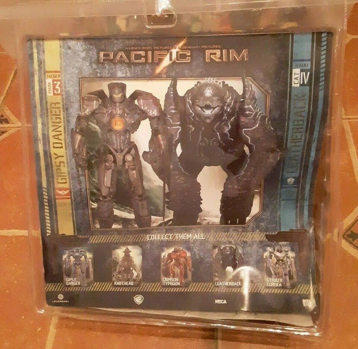 Battle Damaged Action Figure 2-Packs W9778