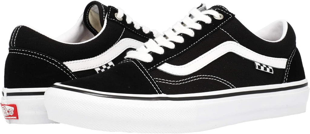Black/White Skate Sneaker, Size 8.5 Q15280