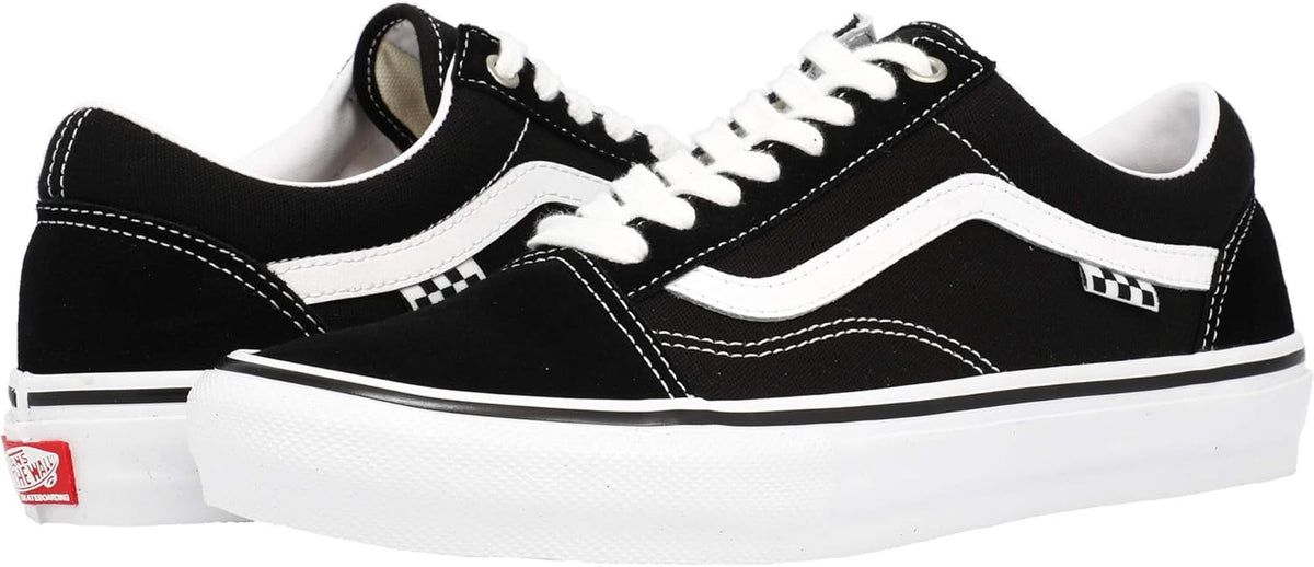 Black/White Skate Sneaker, Size 8.5 Q15280