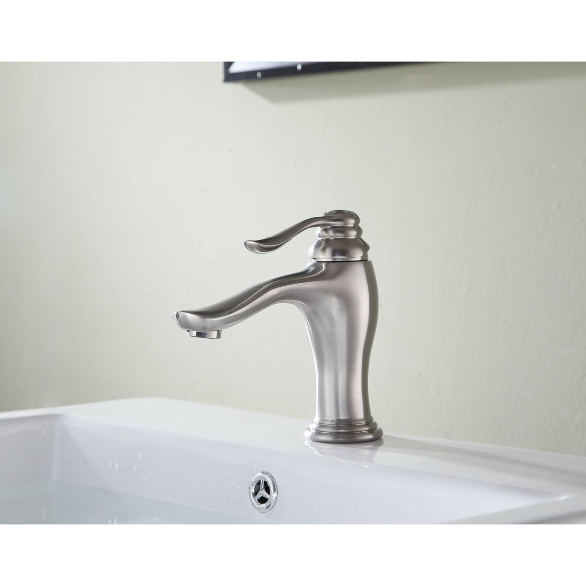 Brushed Nickel Single Hole Single Handle Bathroom Faucet Z713