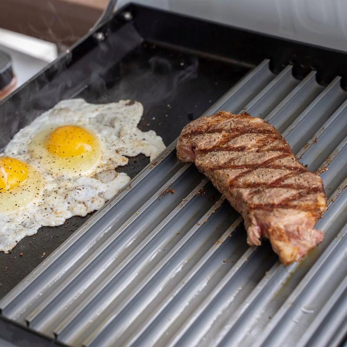 Aluminum Grill Topper N56084